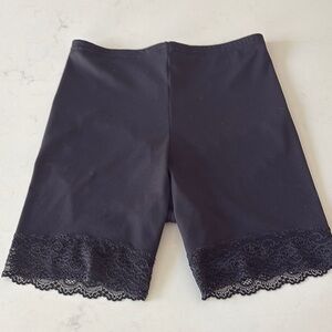 Maidenform Black Lace Trim Shapewear Shorts